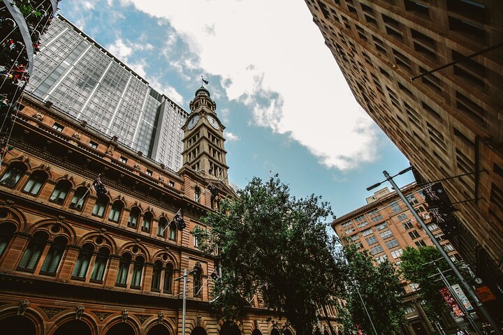 Sydney Scavenger Hunt and Self-Guided Walking Tour