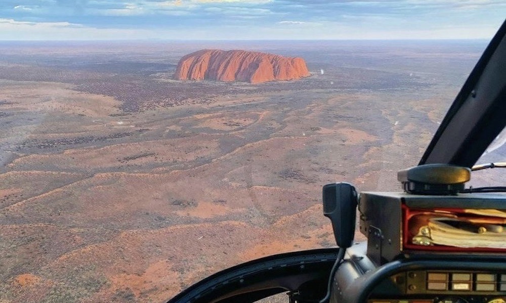15 Minute Uluru Helicopter Flights