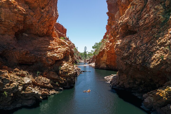 West MacDonnell Ranges & Standley Chasm Day Trip from Alice Springs