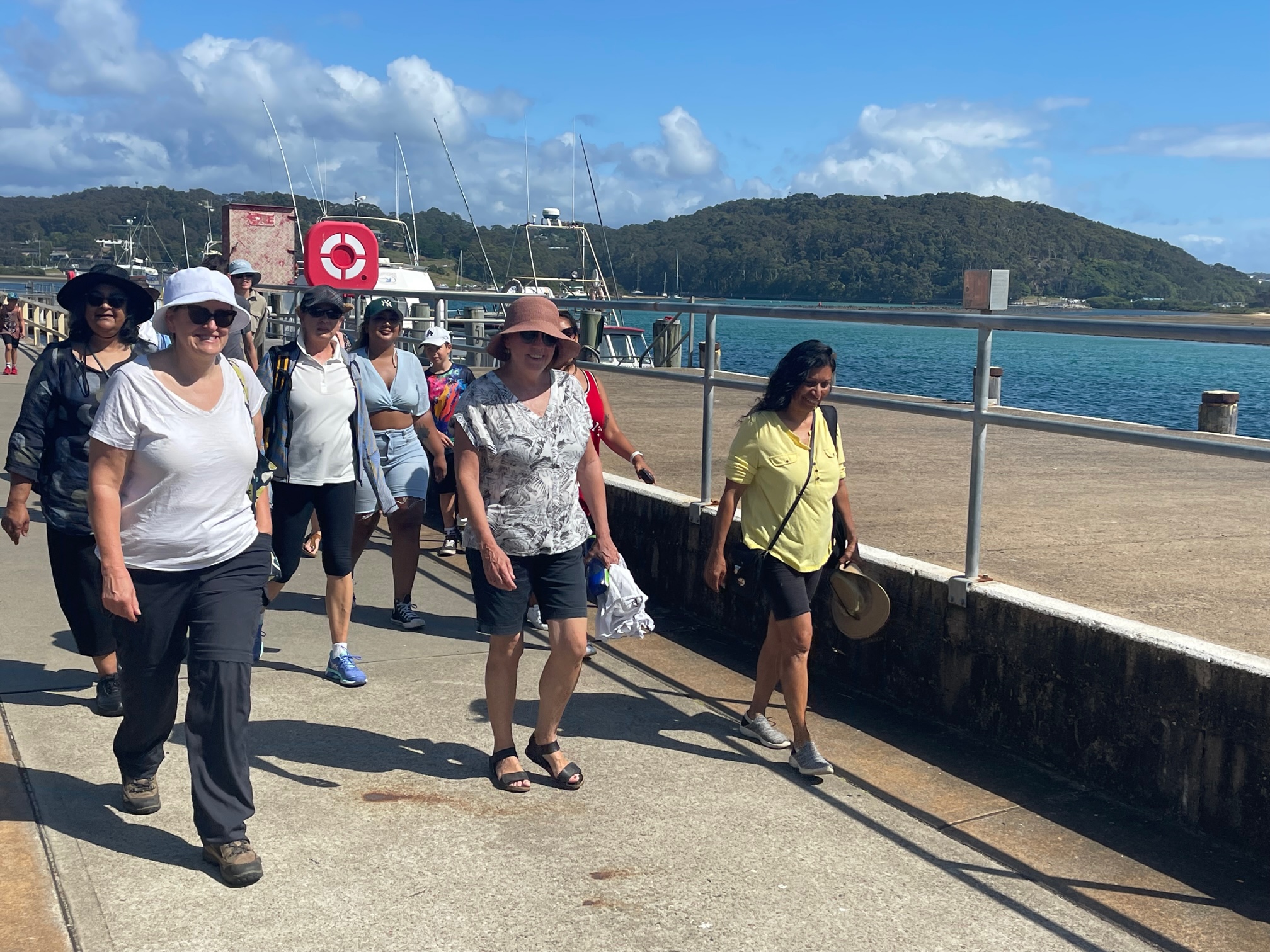 CONNECT TO COUNTRY  - STORYTELLING AND NAROOMA FORESHORE CULTURAL WALK WITH ABORIGINAL TRADITIONAL OWNER LYNNE THOMAS OF MALLEEMA ABORIGINAL CULTURAL TOURS