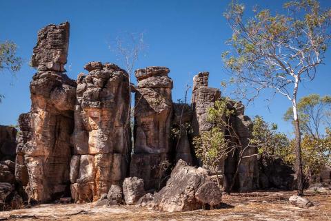 POKK-IntrepidTravel-Australia-Litchfield-NP-Lost-City-sandstone-formations-1100x735