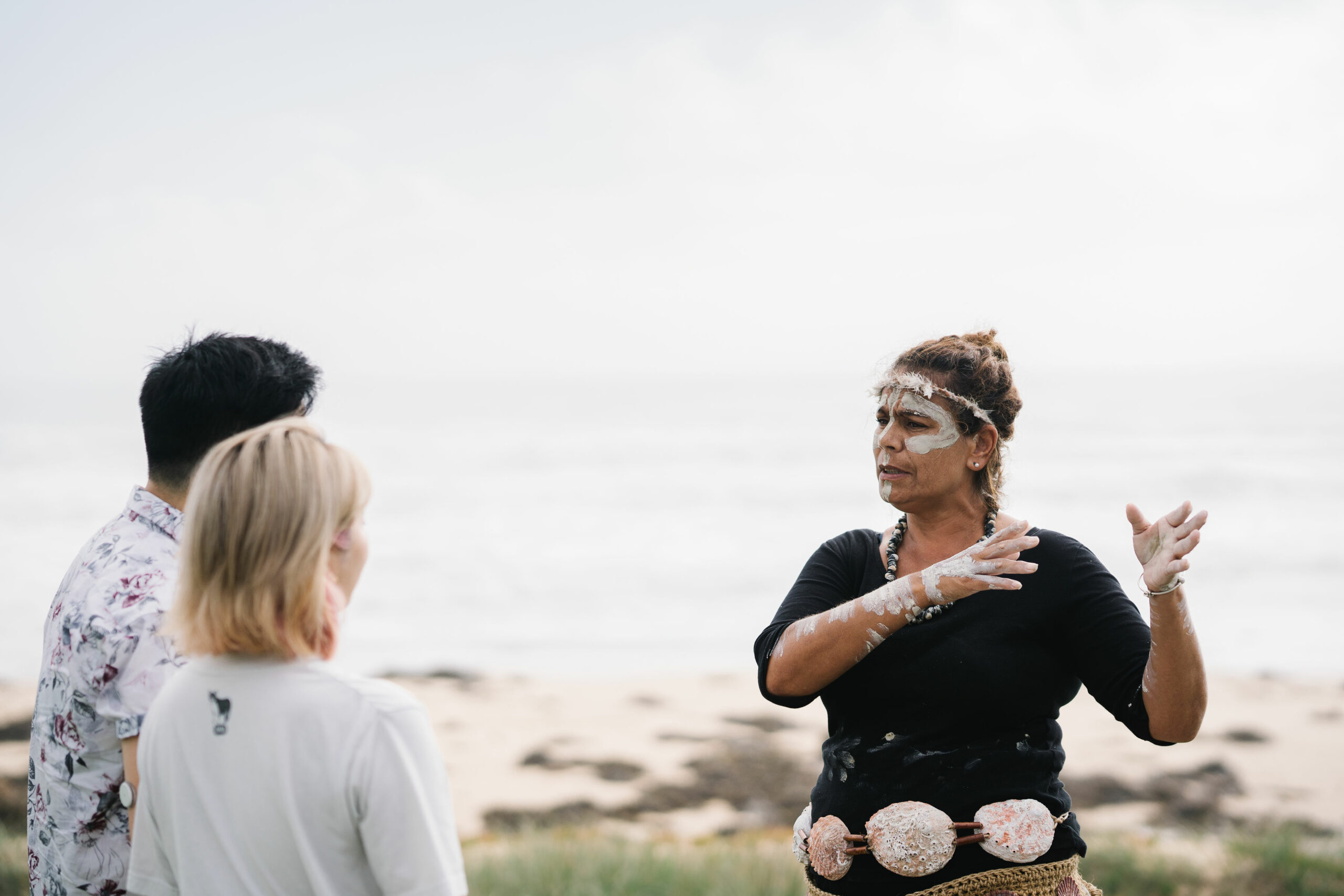 CONNECT TO COUNTRY (Jan 5) - MILLS BAY CULTURAL TOUR  WITH SHARON MASON OF GNARL CUTURAL TOURS