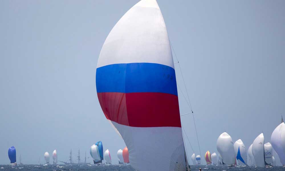 Sydney to Hobart Yacht Race Spectator Cruise - Sydney - Boxing Day