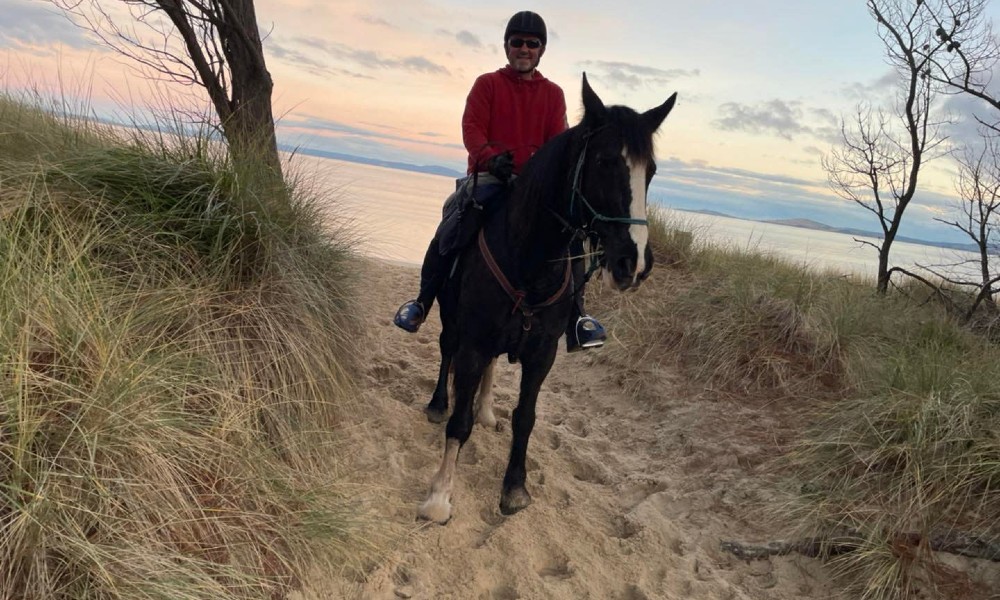 Guided Horse Ride on 7 Mile Beach in Cambridge - 2 Hours