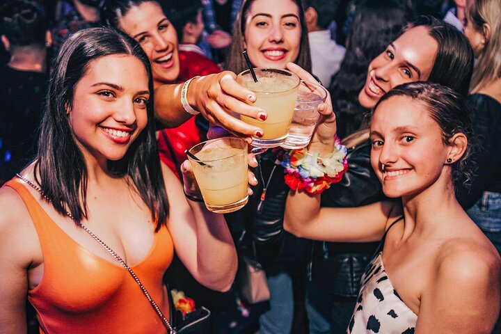 The Ultimate NYE Pub Crawl