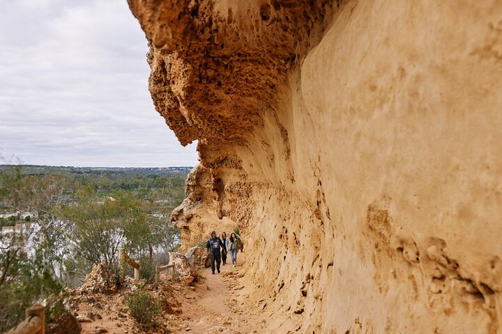 Victor Harbor History and Landscapes Walking Tour