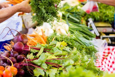 australia-victoria-daylesford-sunday_market-1100x735