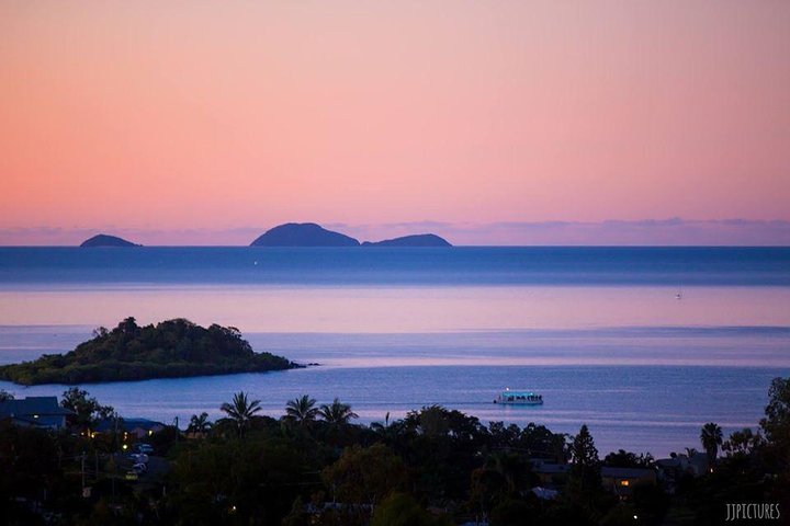 Airlie Beach Sunset Cruise