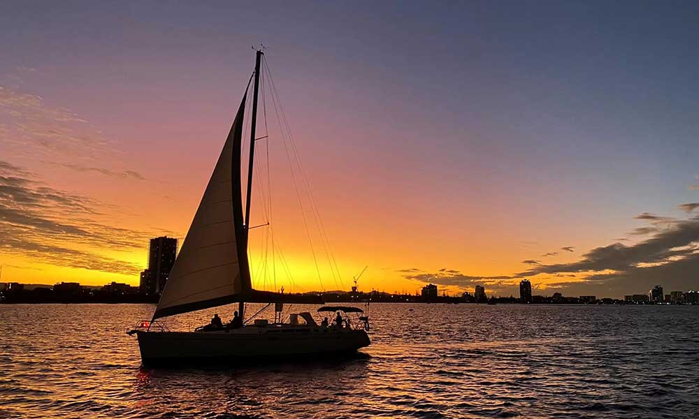 Broadwater Sunset Sailing Cruise