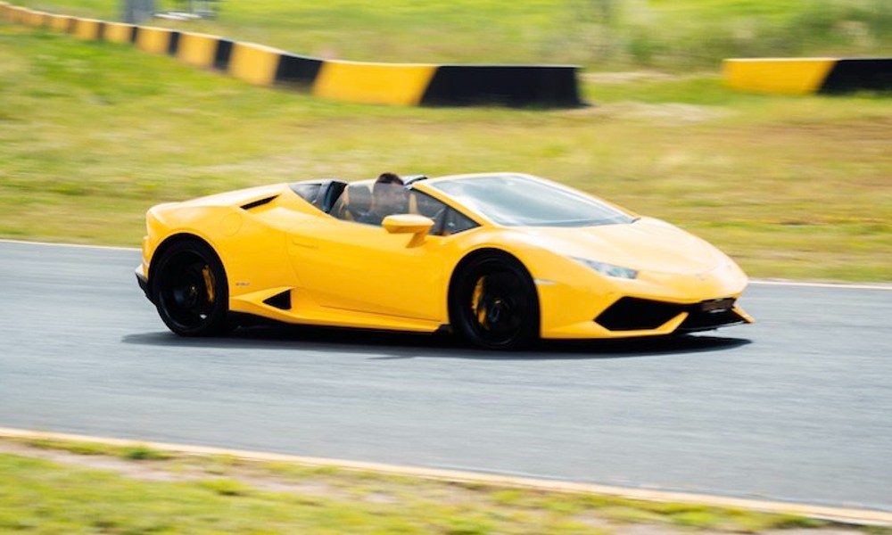 Ferrari, Lotus and Lamborghini Drive -12 Laps - Sydney