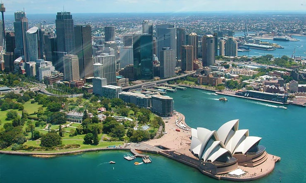 Private Sydney Helicopter Flight - 30 Minutes - For Up To 3