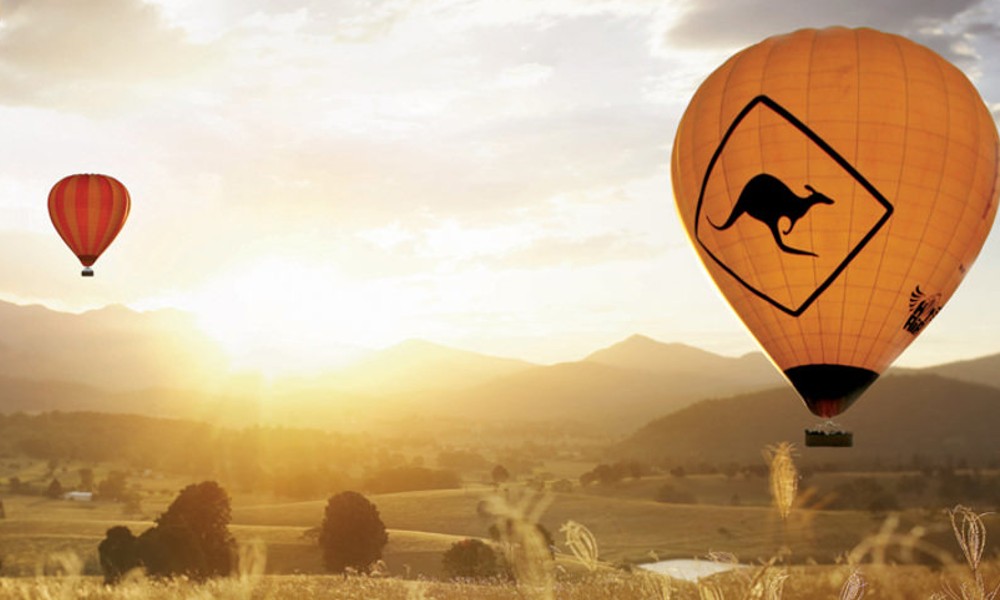 Gold Coast Hot Air Ballooning & Vineyard Breakfast with Photo Pack