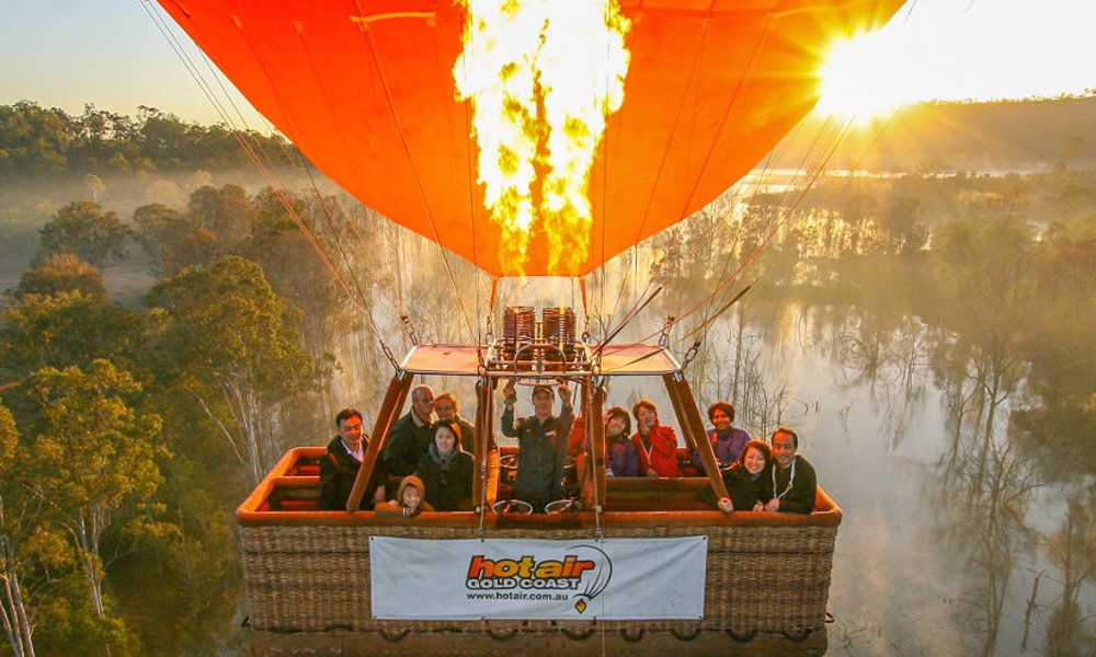 Gold Coast Hot Air Ballooning & Vineyard Breakfast with Photo Pack