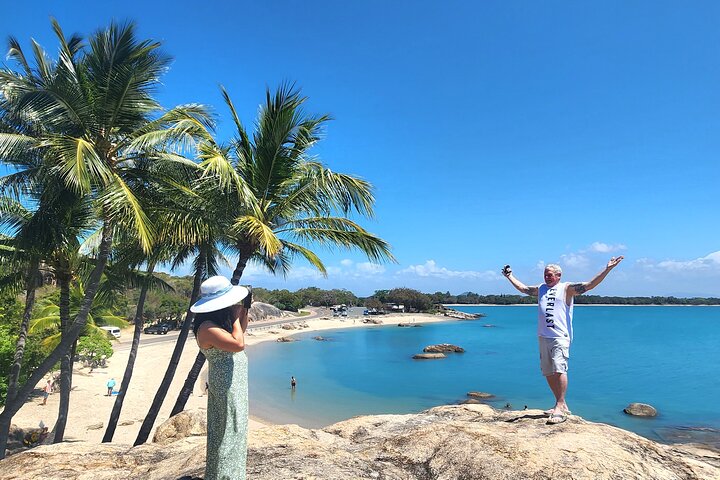 Full-Day Tour in Bowen Beach