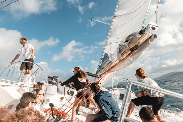 3 Day & 2 Night Whitsunday Islands Maxi Sailing Adventure on Broomstick
