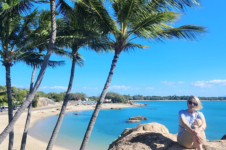 Full-Day Tour in Bowen Beach