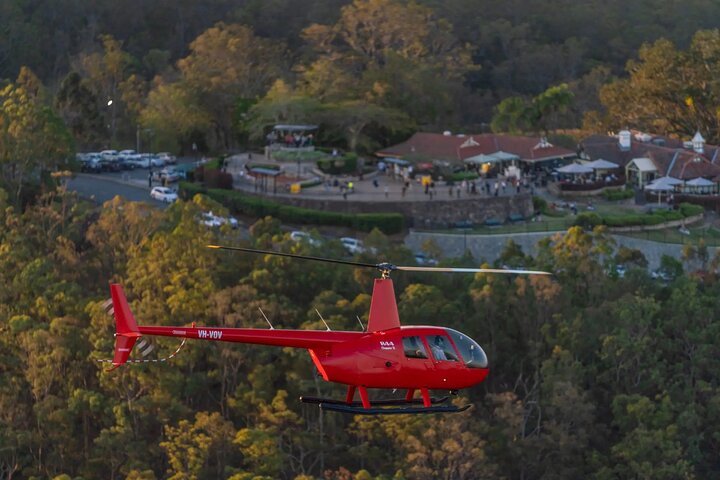 Helicopter Tour - Spicers Peak Lodge