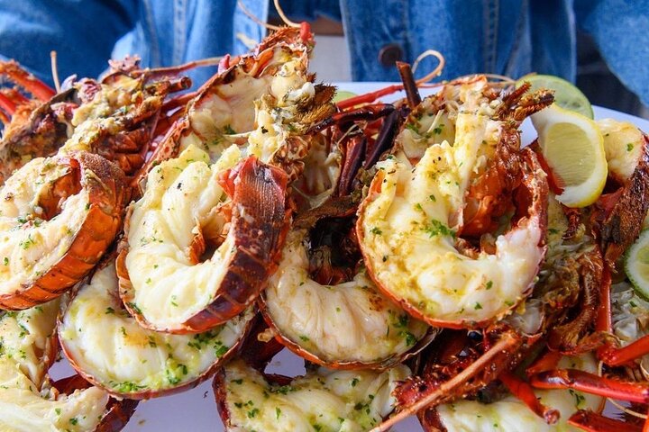 Luxe Seafood Package with Round Trip Ferry from Perth