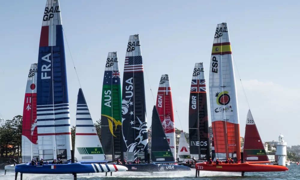 Australia Sail Grand Prix Sydney Premium Spectator Cruise with Drinks and Buffet Meal