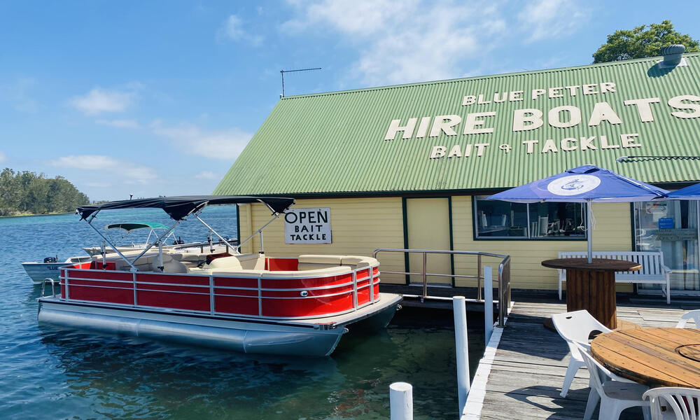 Self Drive BBQ Boat Hire on Wallis Lake – Half Day