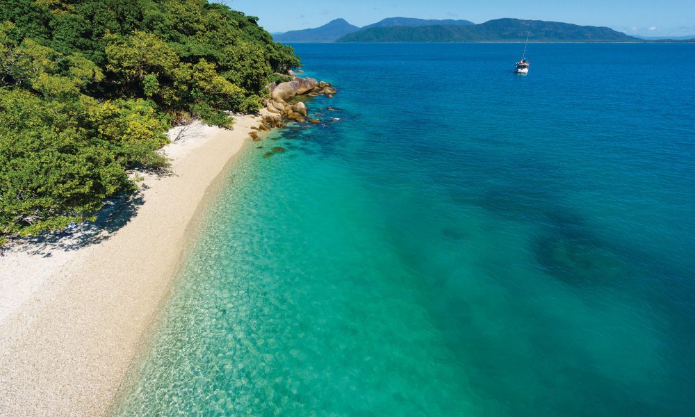 Fitzroy Island Stand Up Paddle Board and Kayak Tour