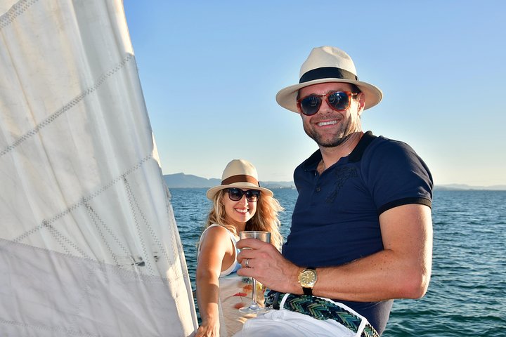 Magnetic Island Sip and Sail Sunset Cruise