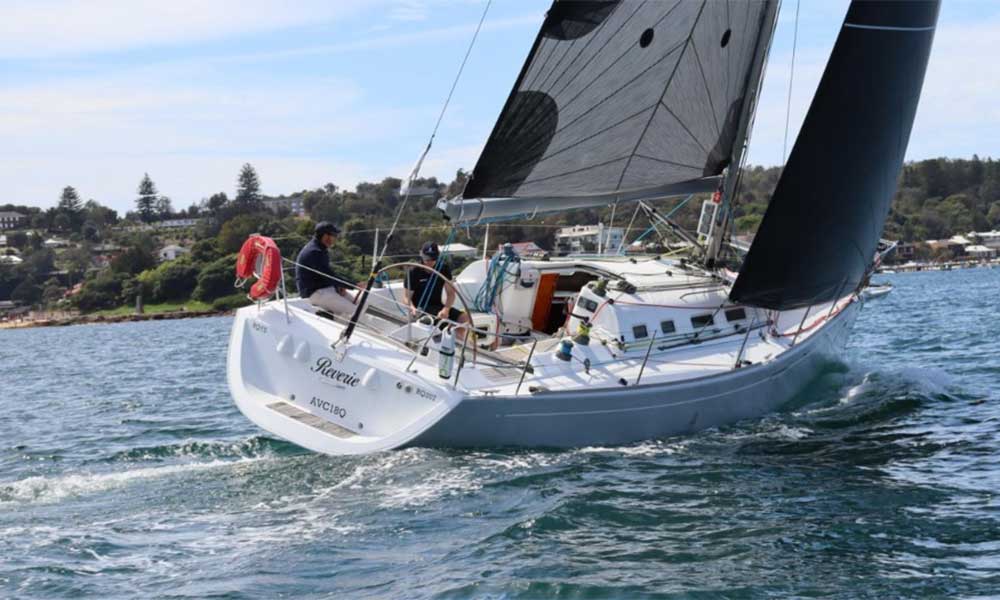 Hands-On Sailing Experience Port Phillip Bay