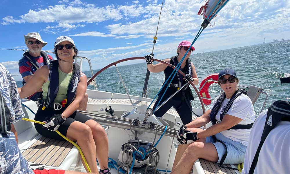 Hands-On Sailing Experience Port Phillip Bay