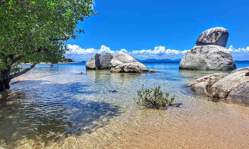 Whitsundays Creek to Cape Hinterland and Beach Tour