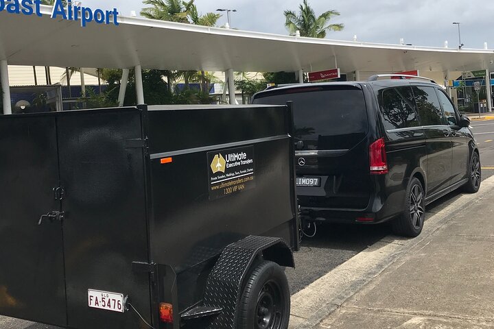 Private Transfer from Noosa to Sunshine Coast Airport 7 seater