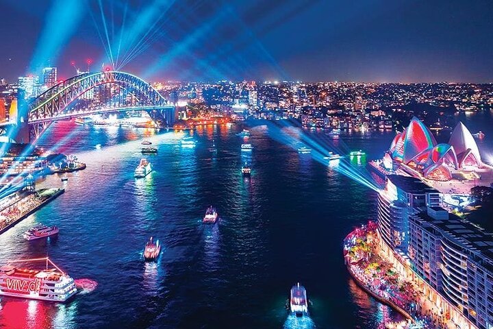 Vivid Sydney Pub Crawl