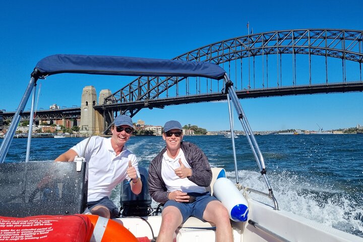 Drive Yourself Boat Hire in Sydney Harbour