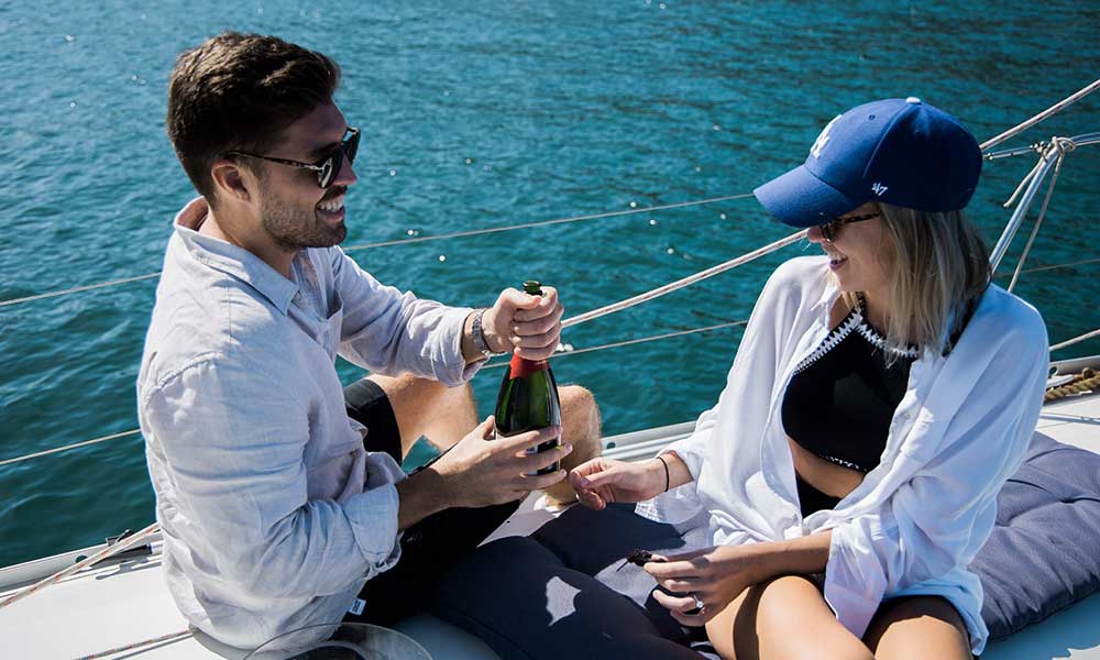 Private Sydney Yacht Cruise and Seafood Platter - For 2