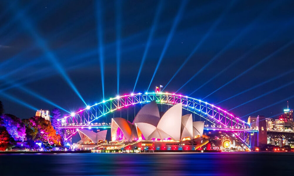 Vivid Sydney Luxury Picnic Experience - For 2