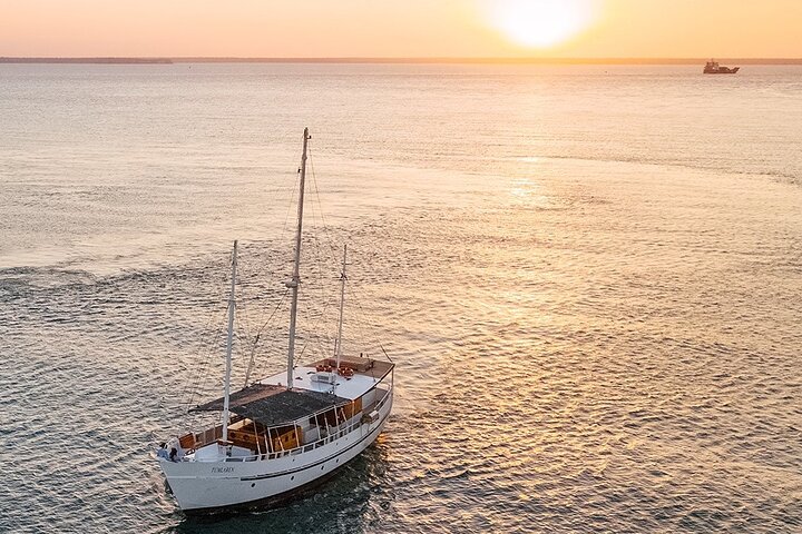 Darwin Harbour Cruise: Tumlaren Sunset Cruise