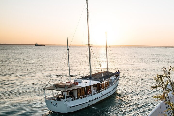 Darwin Harbour Cruise: Tumlaren Sunset Cruise