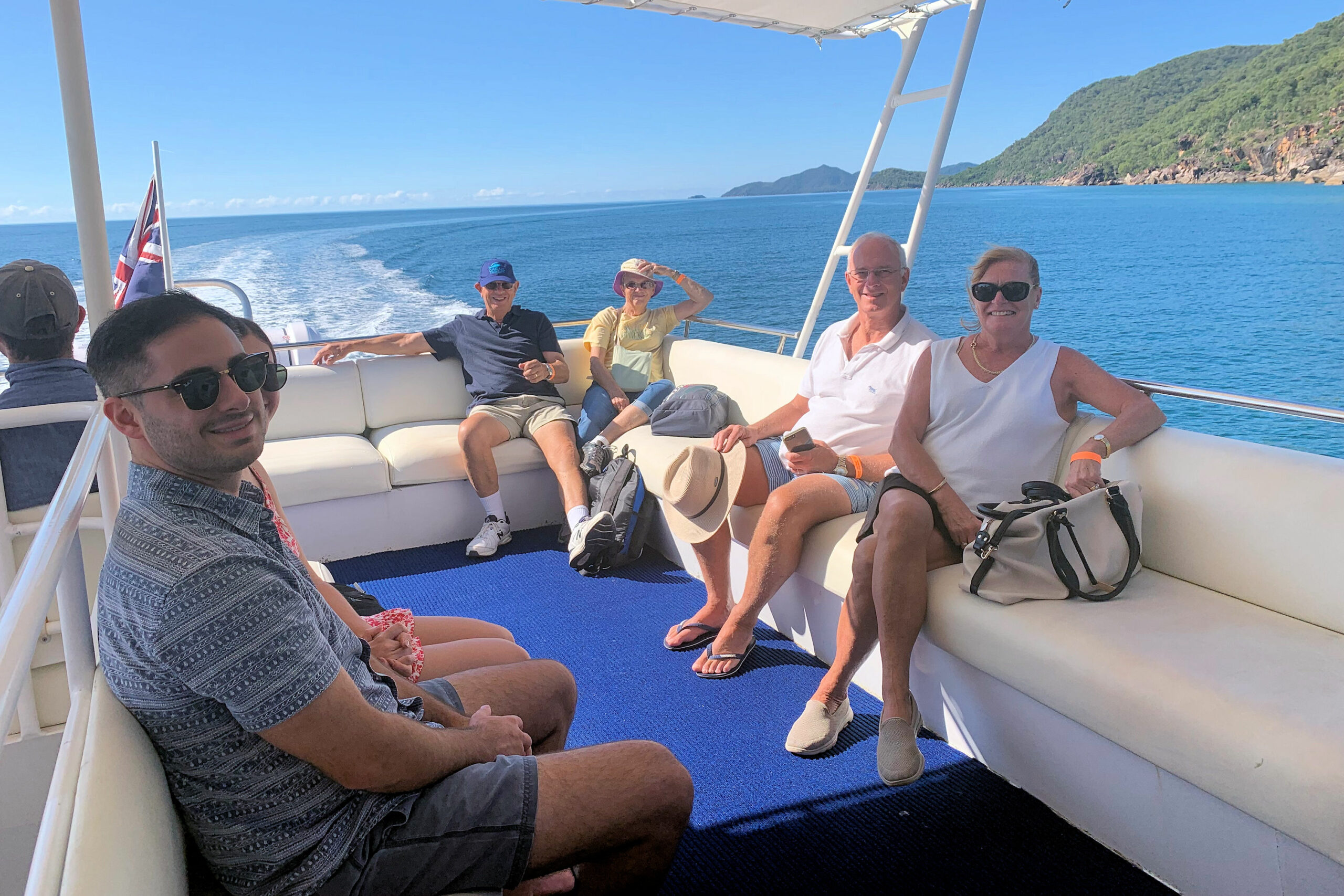 Myroo Adventures | Dunk, Hinchinbrook & Mission Beach | Thursday | Southbound Hinchinbrook Coast | Cairns Day Return | 06.30am
