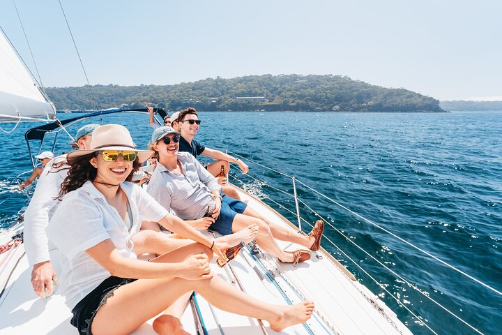 Luxury Yacht Charter on Sydney Harbour