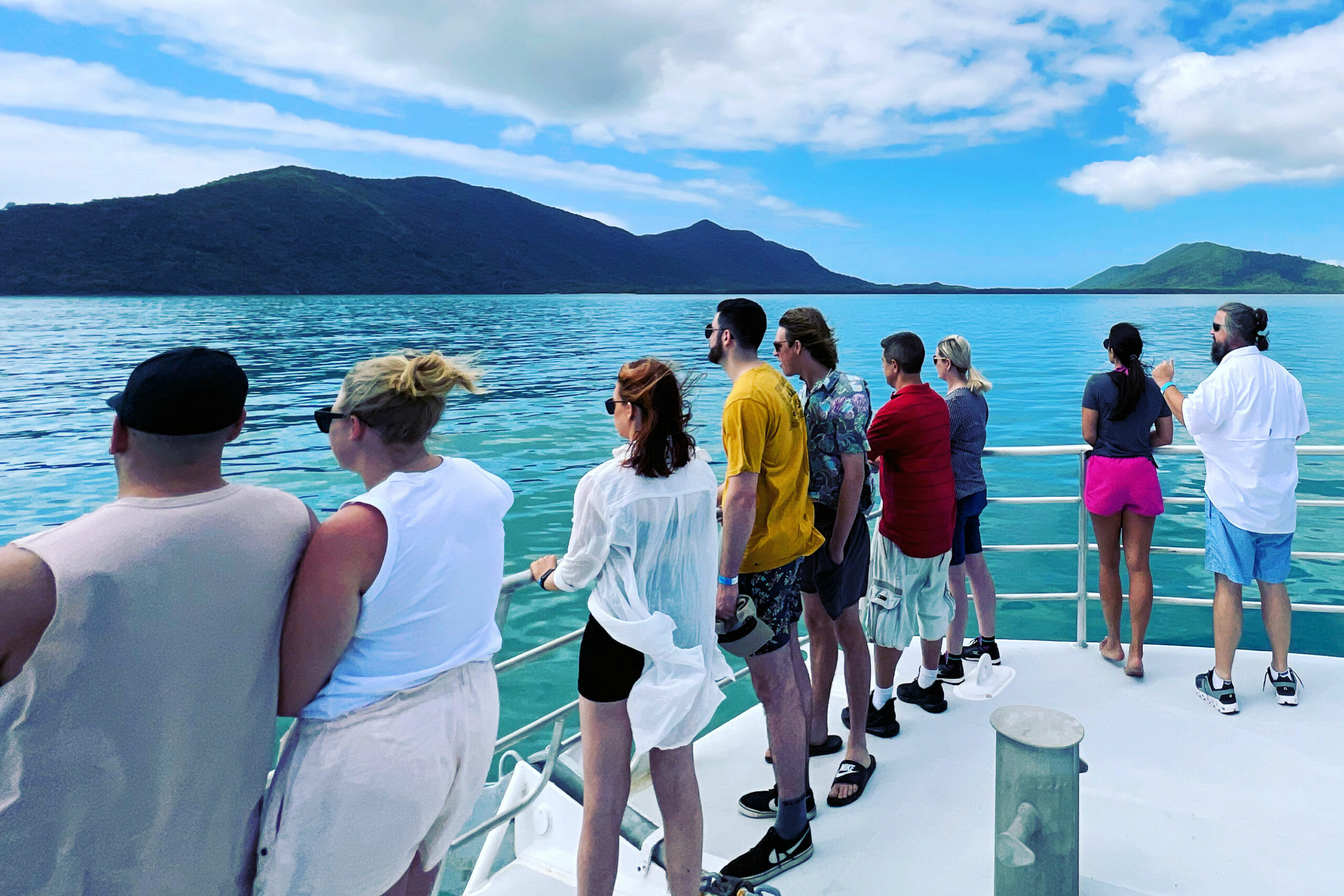 Myroo Adventures | Dunk, Hinchinbrook & Mission Beach | Thursday | Southbound Hinchinbrook Coast | Cairns Day Return | 06.30am