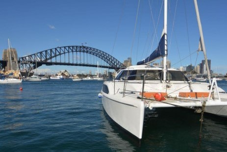Mid-Week 4hr Vivid Sydney Harbour Cruise with complimentary cheese and chocolate platter