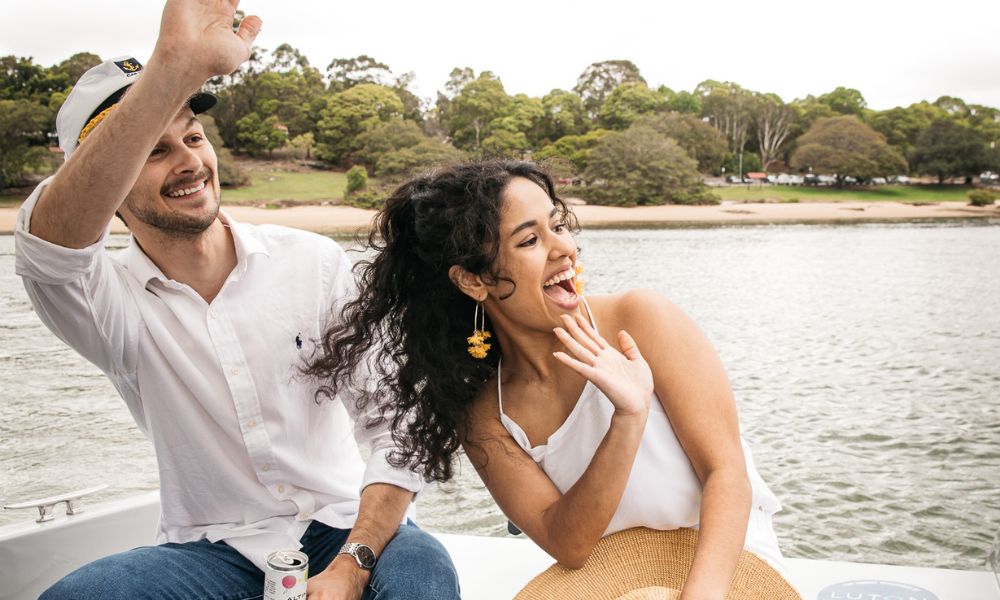 Electric Picnic Boat Hire For 1 Hour - Sydney