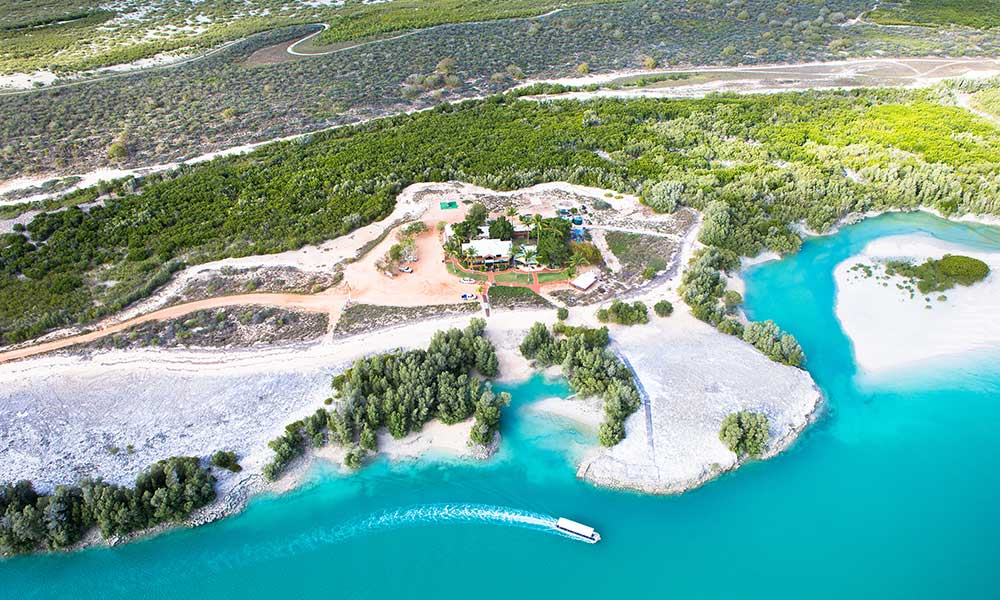 Willie Creek Pearl Farm Tour with Transfers from Broome