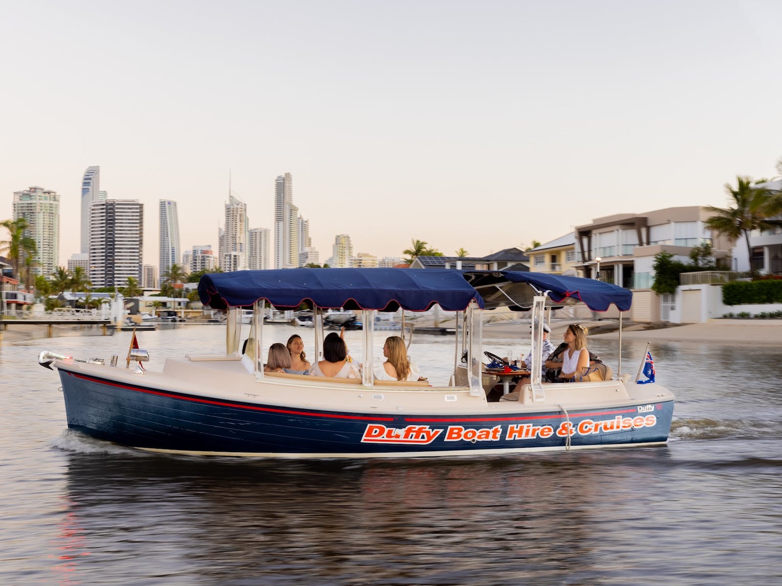 Gold Coast Eco Safari - Wild animal Encounters and Electric Boat Cruise