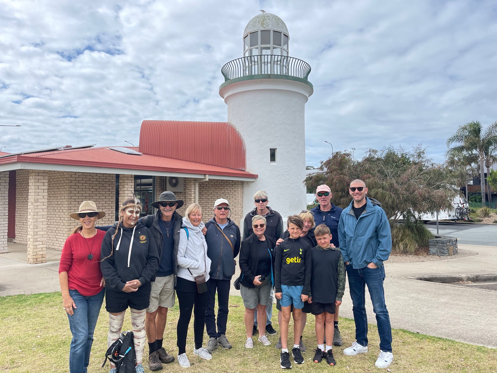 MILLS BAY CULTURAL TOUR  WITH SHARON MASON OF GNARL CUTURAL TOURS