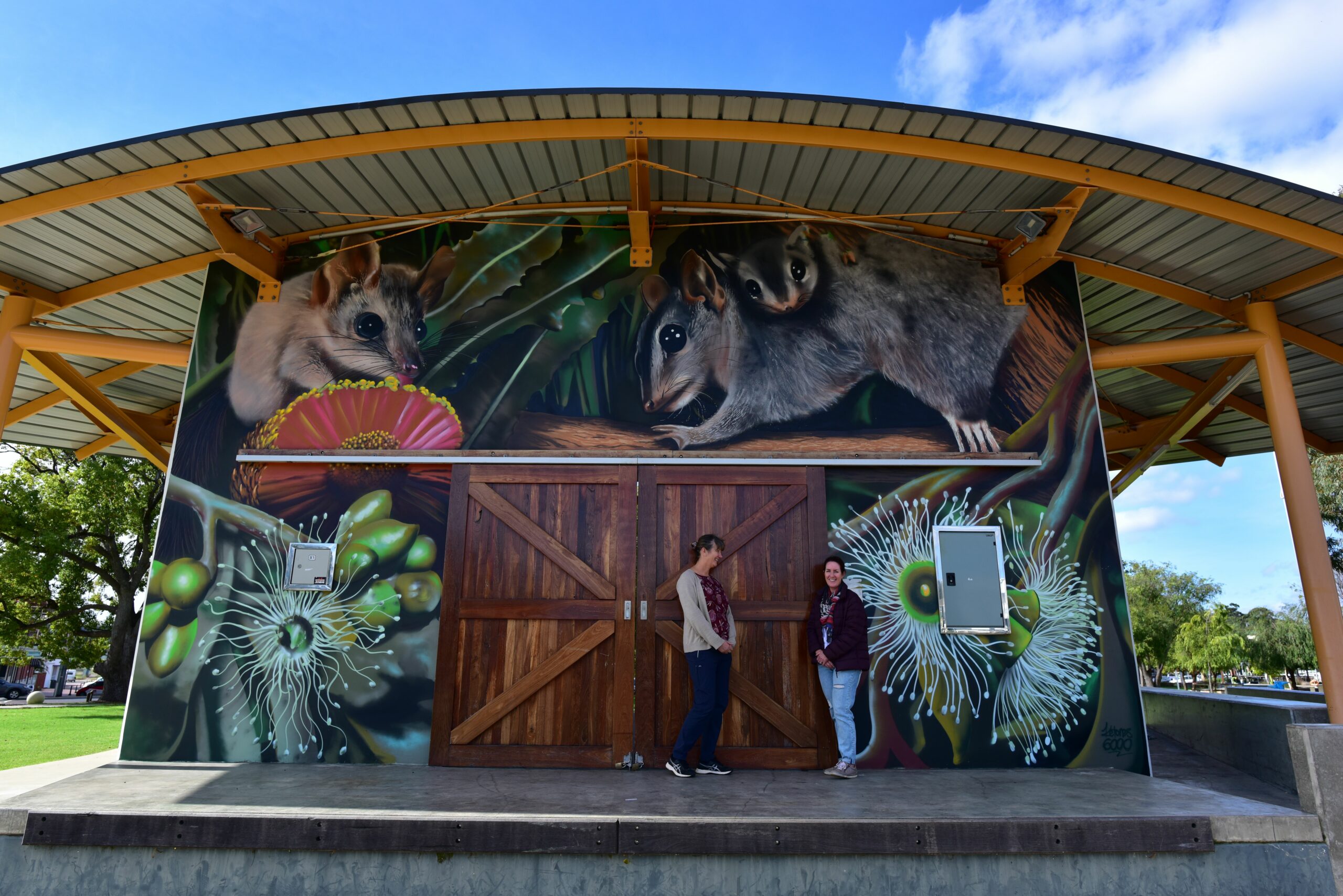 COLLIE TOWN MURAL TOUR