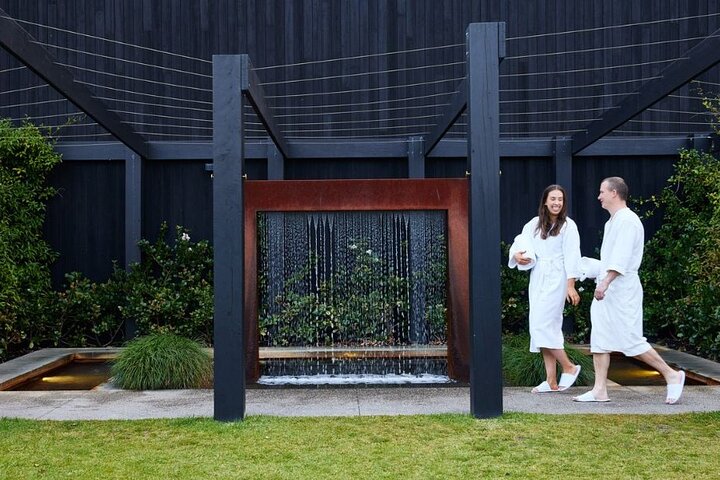 2-Hour Deep Blue Hot Springs in Warrnambool