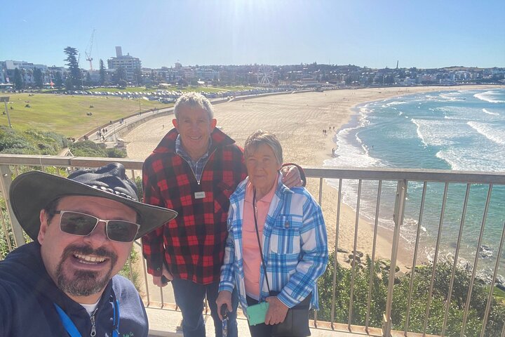 Sydney to Bondi Tour and Historical Site