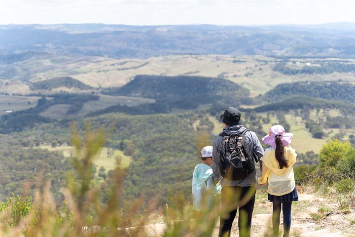 Guided Walking Tour in the Blue Mountains – Hidden Treasures