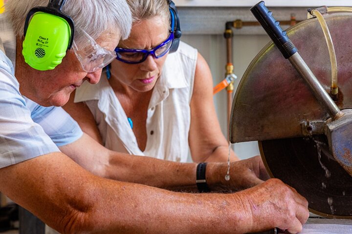 Cindy Poole Glass Artist: Discover and Create Experience
