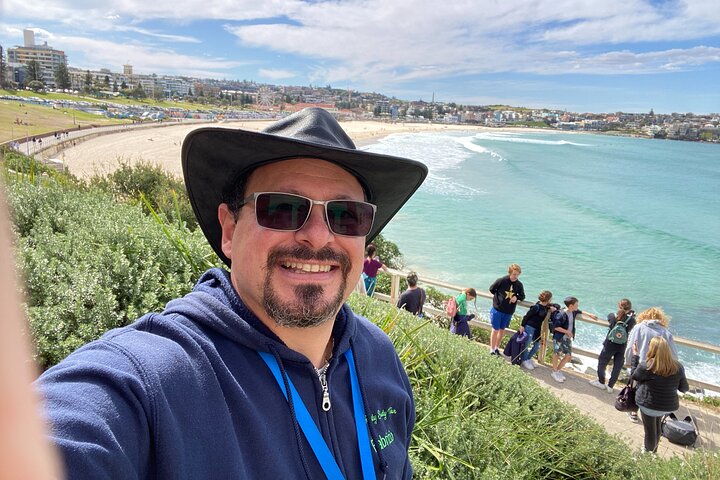 Sydney to Bondi Tour and Historical Site